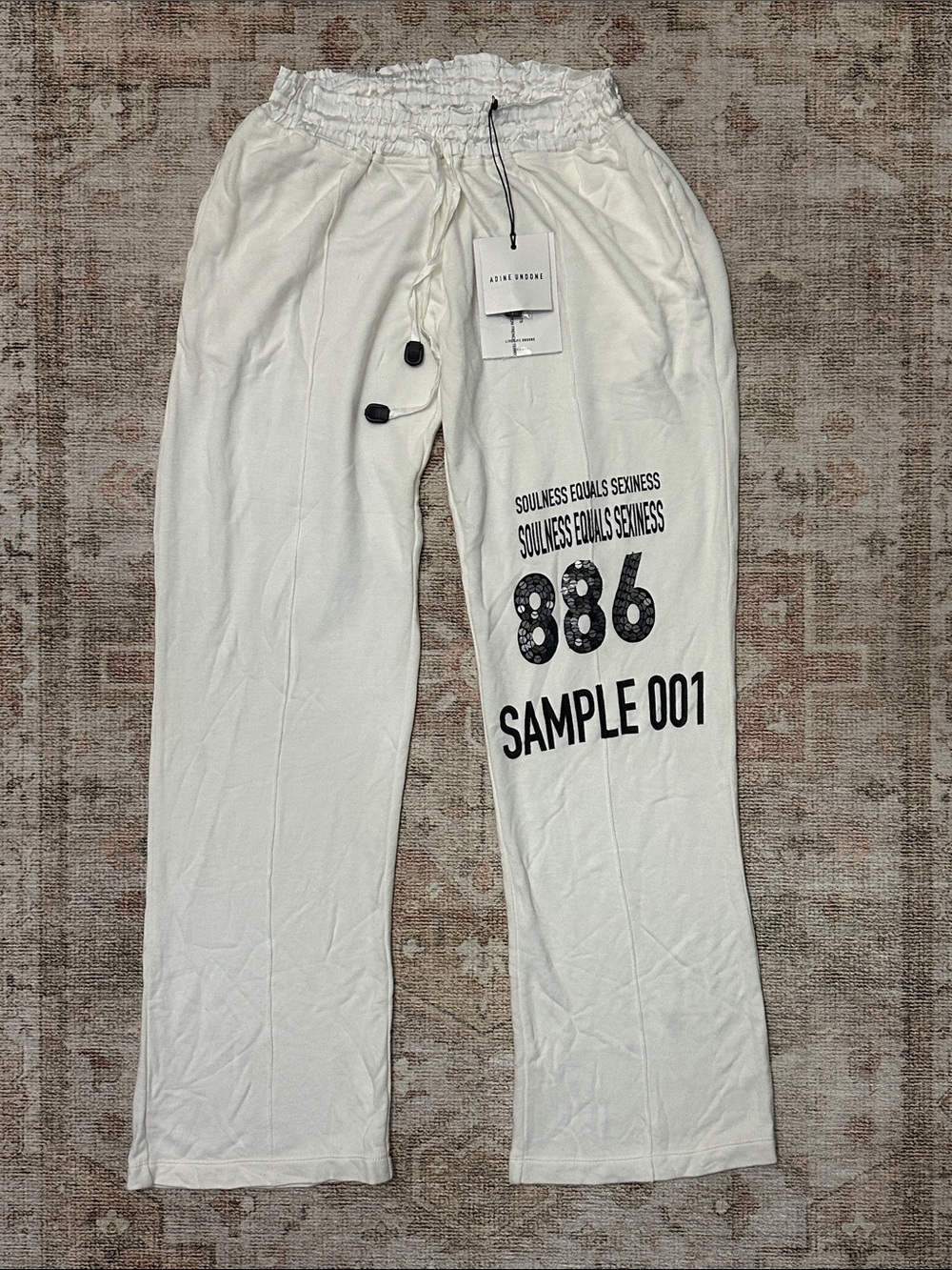 Woman’s NWTs Adine & Co UNDONE C.V.Z French Terry Pants